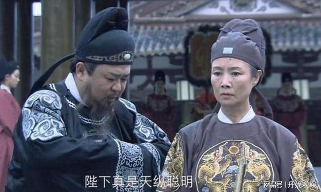 狄仁杰3第18集剧情介绍(《神探狄仁杰第三部》有几个故事，分别是第几集到第几集？)